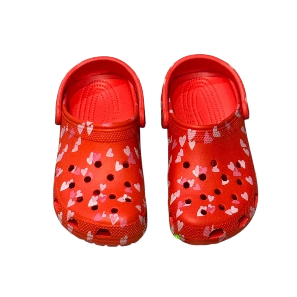 Crocs Classic Valentines Day Kids J5/ Women's 7 Cherry Red Hearts Butterflies